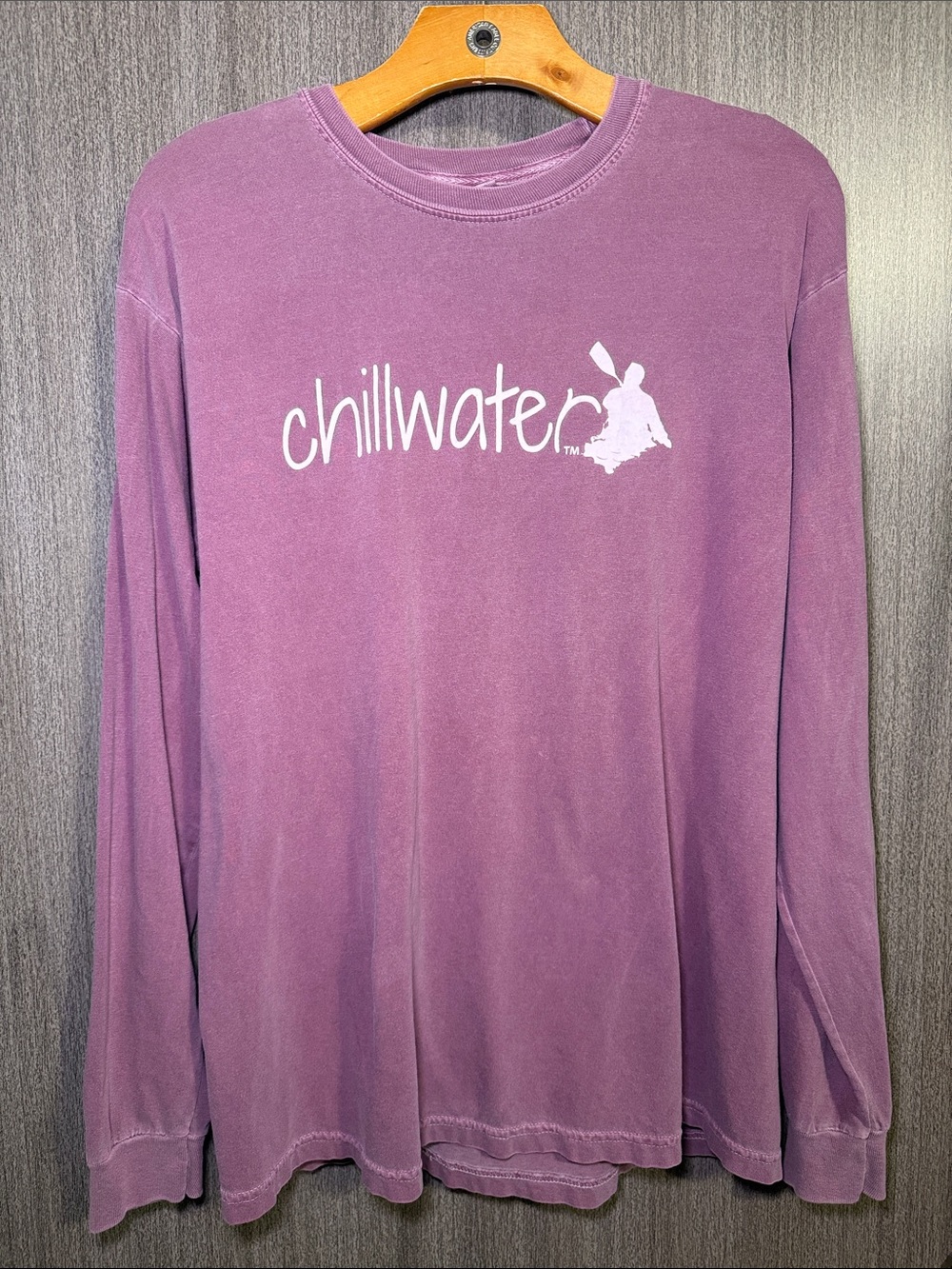 Chillwater Classic Kayak Purple and White Unisex L/S Tshirt Size Medium EUC